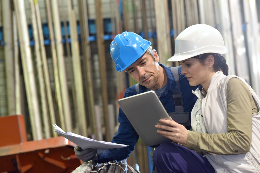 Trabajadores con iPad